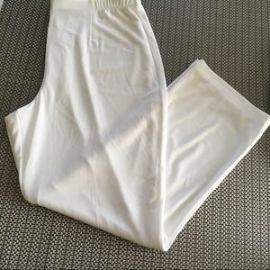 🔖 Chico’s Pull Up Pant - Size 2S 🔖